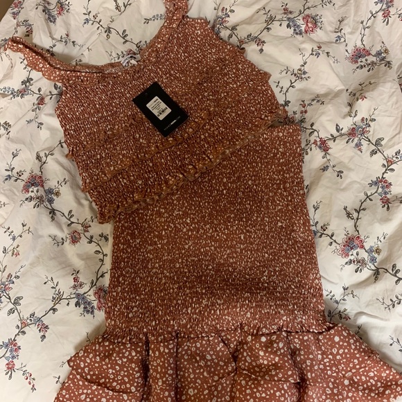 2 PIECE SET🌸🌸 - Picture 2 of 2